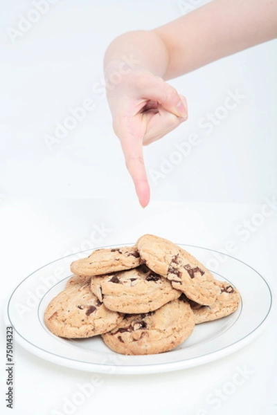 Fototapeta 스튜디오 안의 다이어트하는 젊은 여성