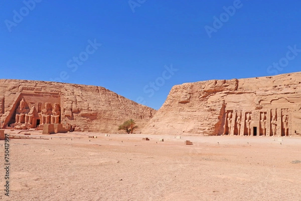Obraz エジプト アブシンベル 神殿 ラムセス2世
大神殿 小神殿
Egypt Abu Simbel Ramses II