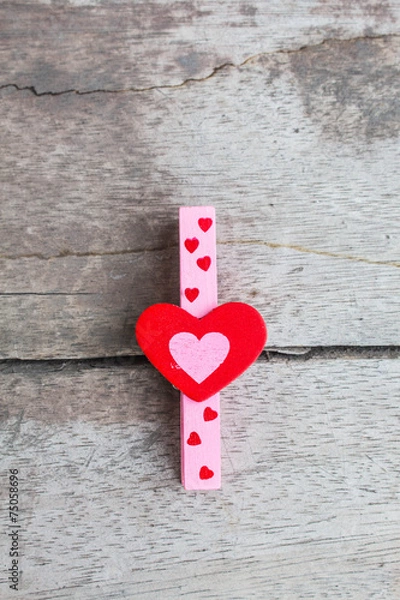 Obraz Red heart on wooden