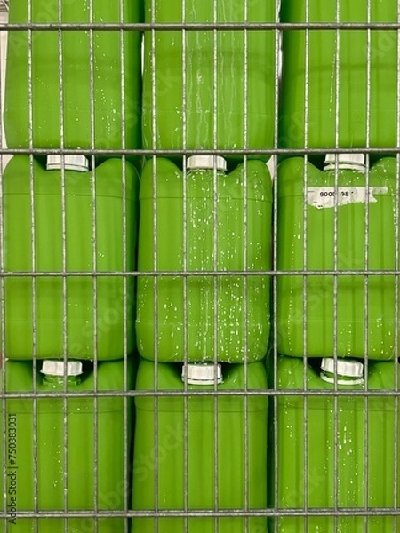 Obraz stacked canisters