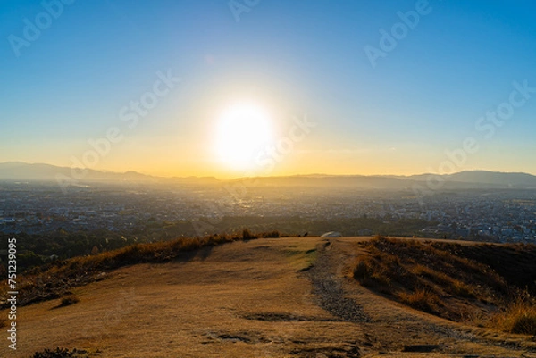 Fototapeta 美しい夕暮れ時