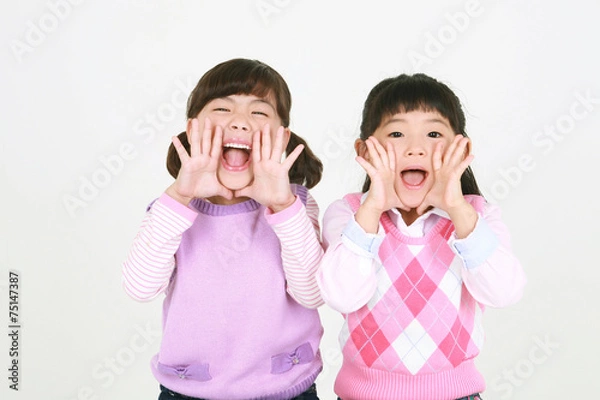 Obraz 스튜디오 안의 아시안 어린이들