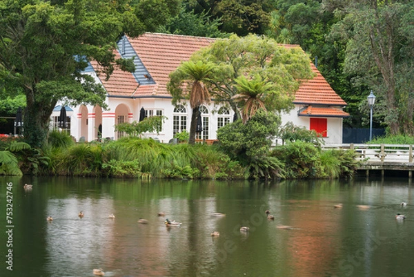 Obraz Tea House on the Lake, Pukekura Park, New Plymouth, Taranaki, Nordinsel, Neuseeland, Ozeanien