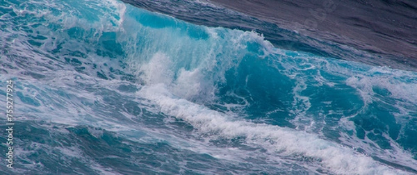 Fototapeta 奄美, “寒の戻り”の春の海