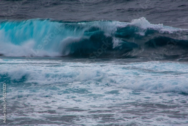 Fototapeta 奄美, “寒の戻り”の春の海