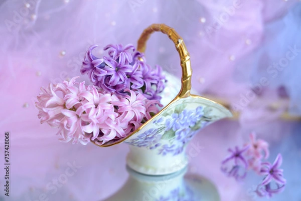 Obraz Porcelain vase, flower basket, background