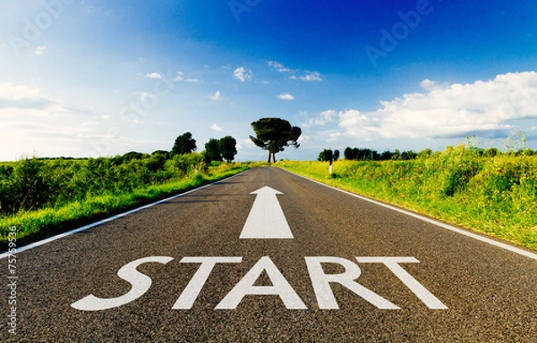 Obraz start on country road