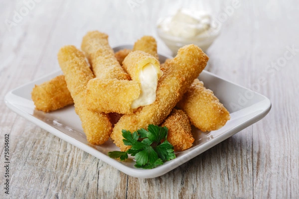 Obraz smażone paluszki z sera mozzarella panierowane