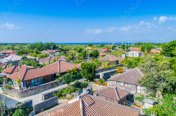Fototapeta 沖縄県　竹富島　なごみの塔からの風景