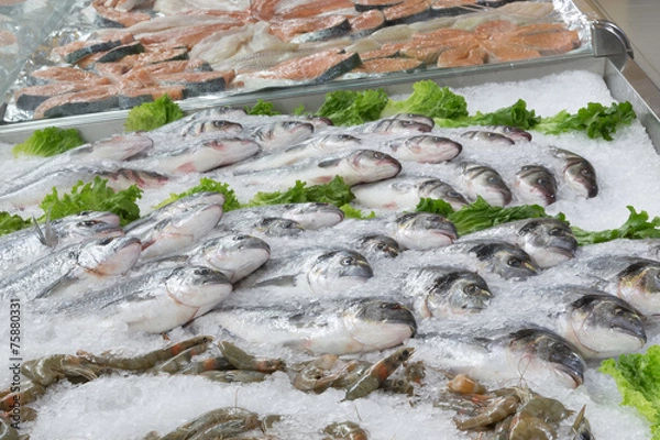 Obraz fish for sale in supermarket