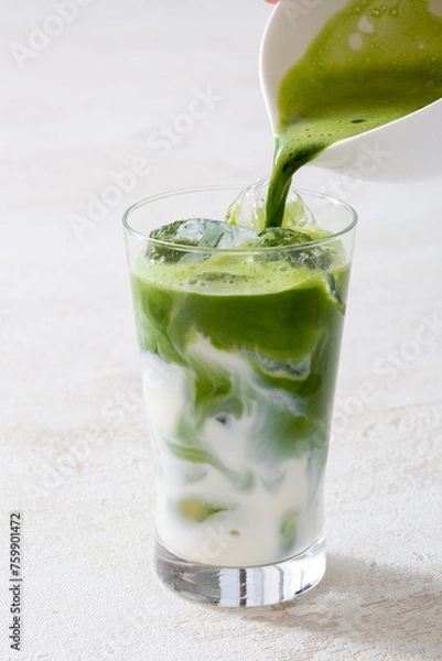 Obraz アイス抹茶ラテ、宇治茶から作る本格的な日本の抹茶ラテ