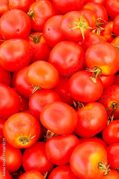 Obraz Red tomatoes at a market