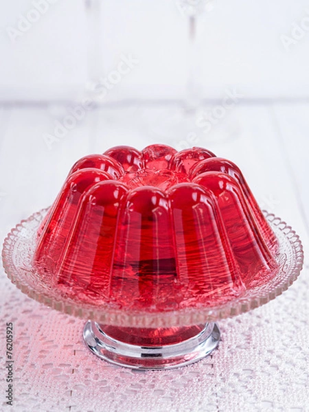 Obraz Rote Götterspeise auf einem Teller