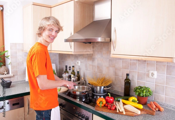 Obraz Nastolatek gotuje