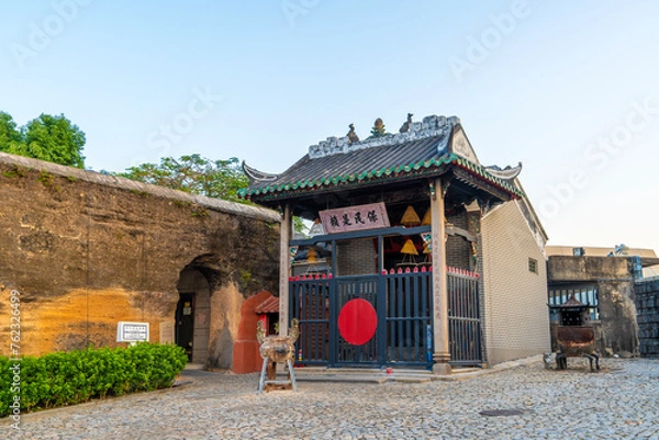 Obraz Na Tcha Temple (Taoist temple), this small shrine built in the late 19th century honors the god of war from a Chinese folk religion.
