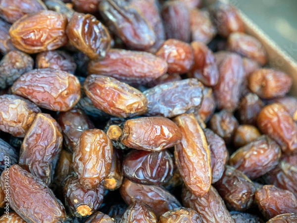 Fototapeta fresh dates, fresh candied dates to break the fast in Ramadan,