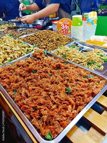 Obraz Fried insects in the market
