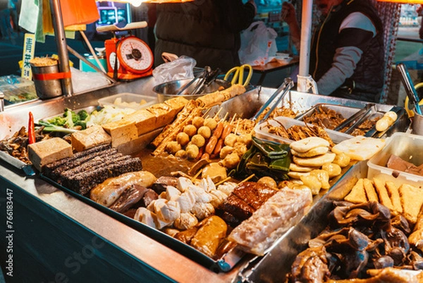 Obraz 台湾　夜市　食べ歩き