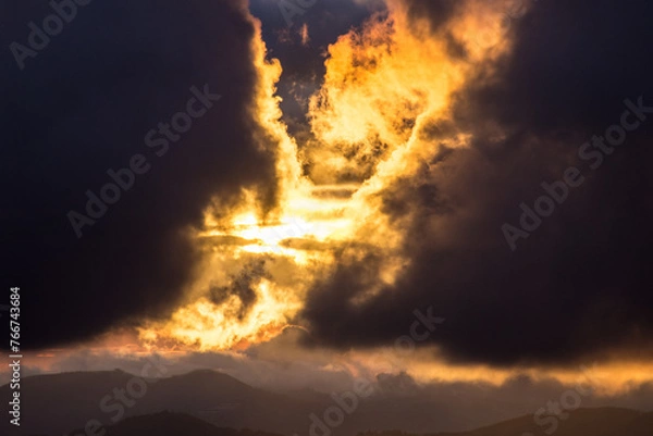 Fototapeta fire clouds