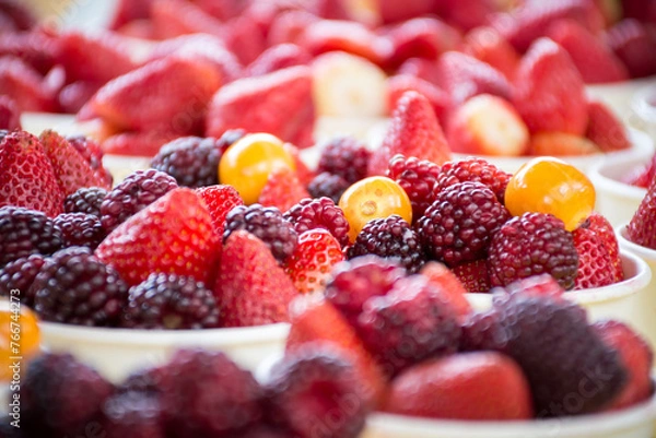 Fototapeta fruit salad in a bowl