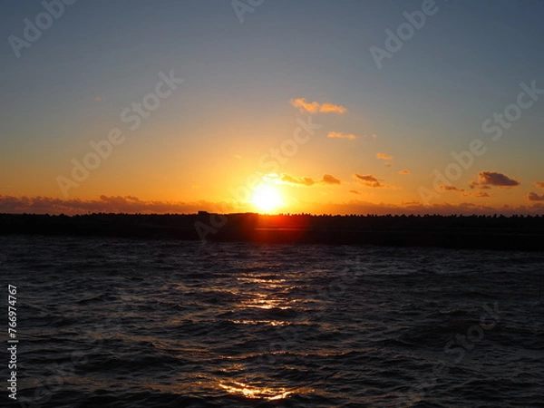 Obraz 太陽のある港の風景