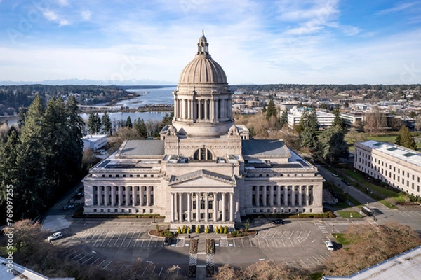 Obraz Aerial view overlooking the Washington State capitol.