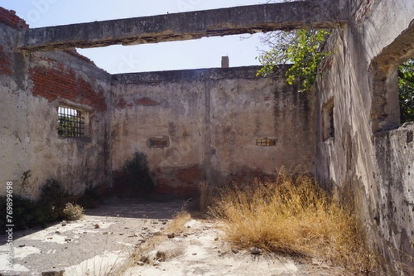 Fototapeta The old silk factory in Kattavia, Rhodes: a view of the interior