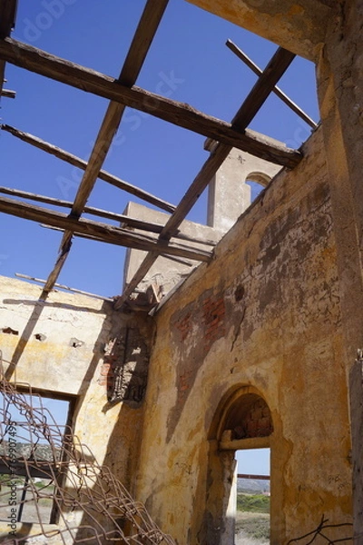 Fototapeta The old silk factory in Kattavia, Rhodes: a view of the ruined ceiling