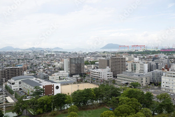Fototapeta 香川県丸亀市の市街地の風景