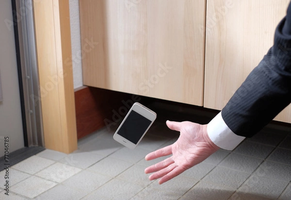 Obraz 落下するスマートフォン