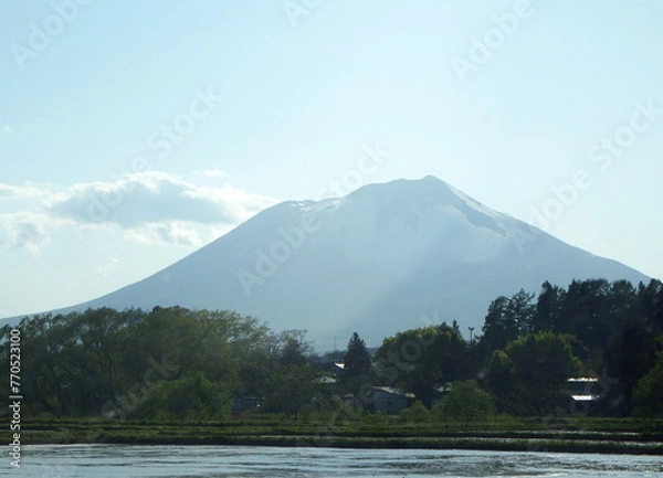 Fototapeta 岩手山の見える風景