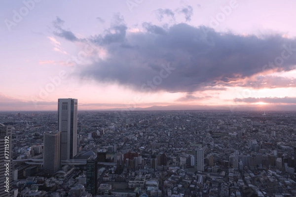 Obraz 日没の太陽と雲（東京都心より西の方角）