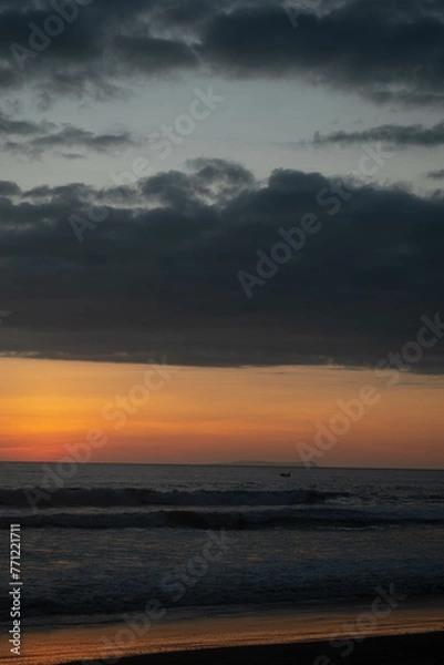 Obraz atardecer en la playa 