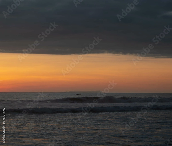 Obraz atardecer en la playa 
