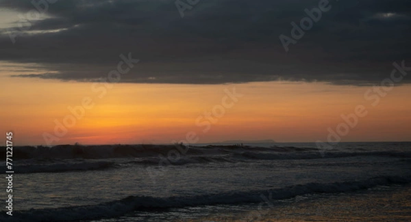 Obraz atardecer en la playa 
