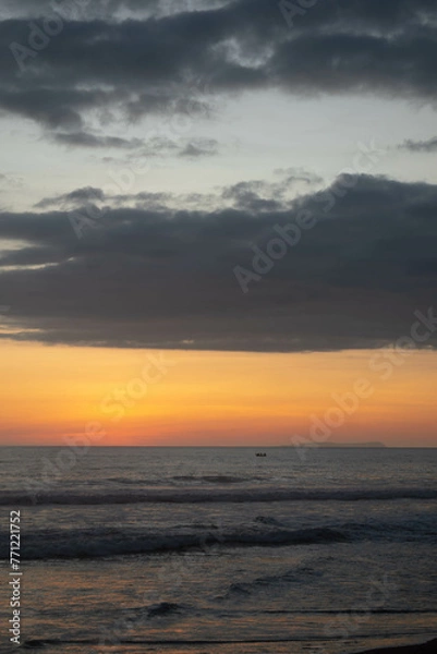 Obraz atardecer en la playa 