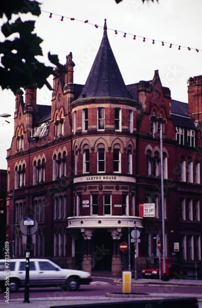 Obraz Lloyd's House in Albert Square Manchester during 1990s