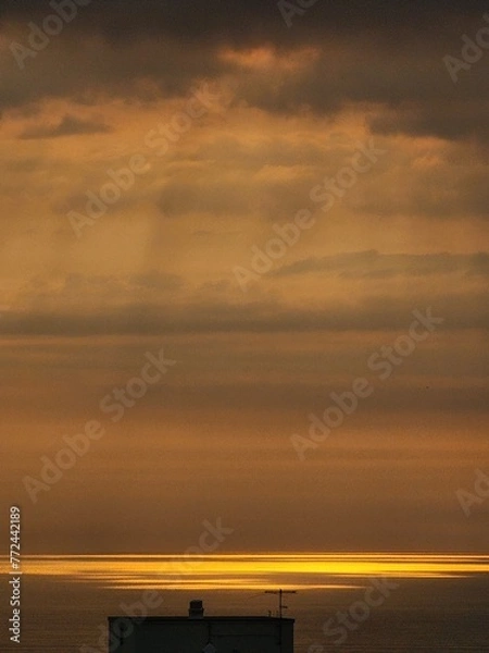 Fototapeta Sunrays on the Lake