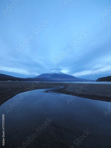 Obraz 富士山と、印象的な雲