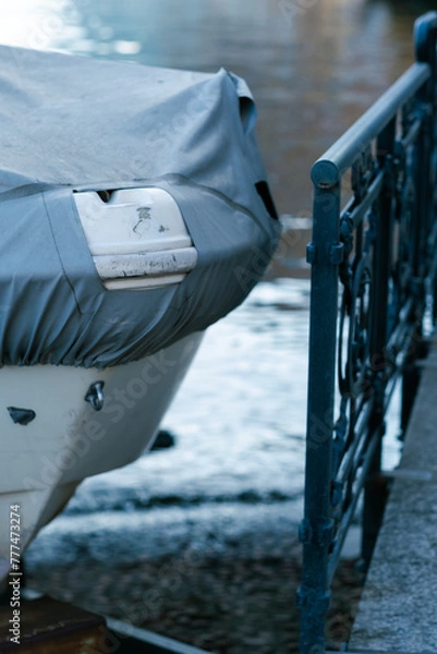 Obraz boat on the river