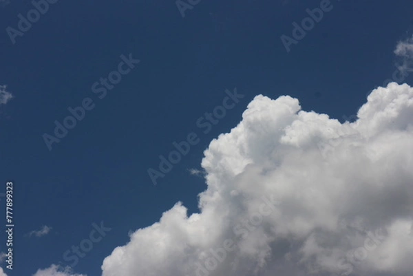 Fototapeta blue sky with cloud closeup