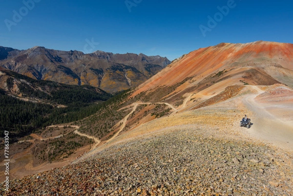 Fototapeta Red mountains in the San Juan Mountains near Ouray, Colorado