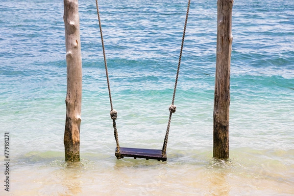 Fototapeta ビーチのブランコ