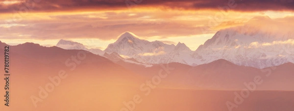 Fototapeta Mountains in Alaska