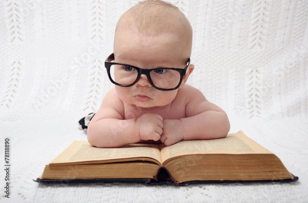 Fototapeta słodkie małe dziecko