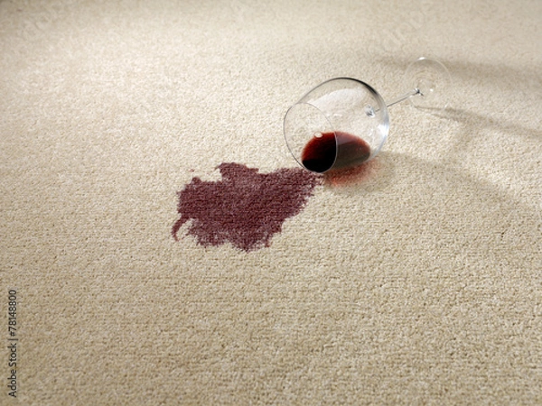 Obraz Spilt red wine