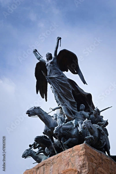 Obraz Monument to Independence atop the Cerro de La Gloria, in Mendoza, Argentina.