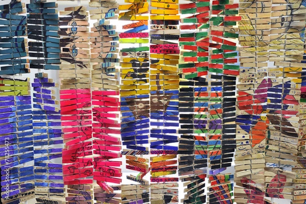 Obraz colored latches