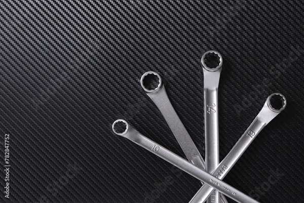 Obraz メガネレンチを扇状に並べたイメージ