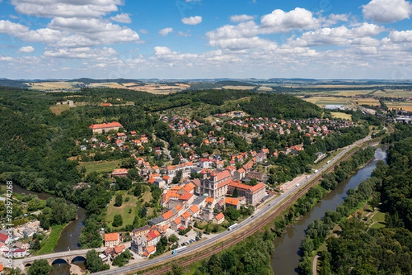Obraz Miasto Bardo - Miasto Cudów - Krajobraz Piękna panorama lotnicza - dolny Śląsk zwiedzanie - rzeka nyska kłodzka